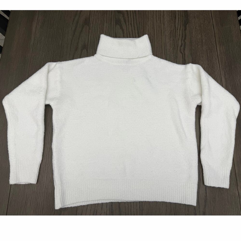 Lili Sidonio White Fuzzy Knit Turtleneck Sweater Women’s S Soft Cozy